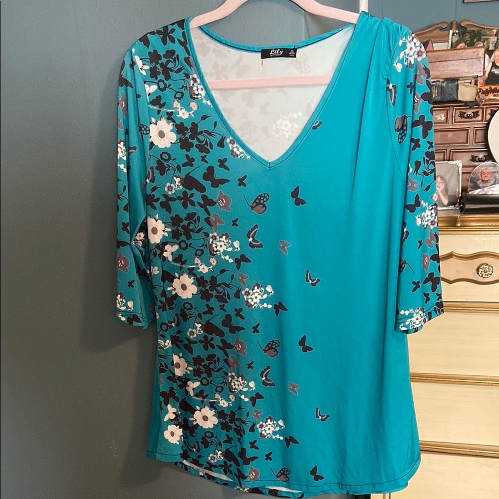 Chic Elle Blue Floral Women's Top